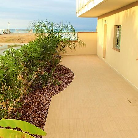 Apartamentos Voramar 카스테데펠스 외부 사진