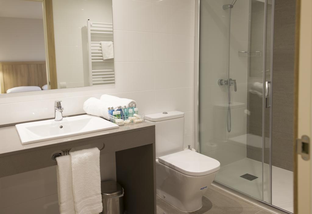 Apartamentos Voramar 카스테데펠스 외부 사진