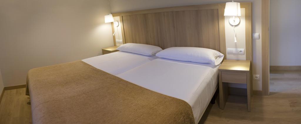 Apartamentos Voramar 카스테데펠스 외부 사진